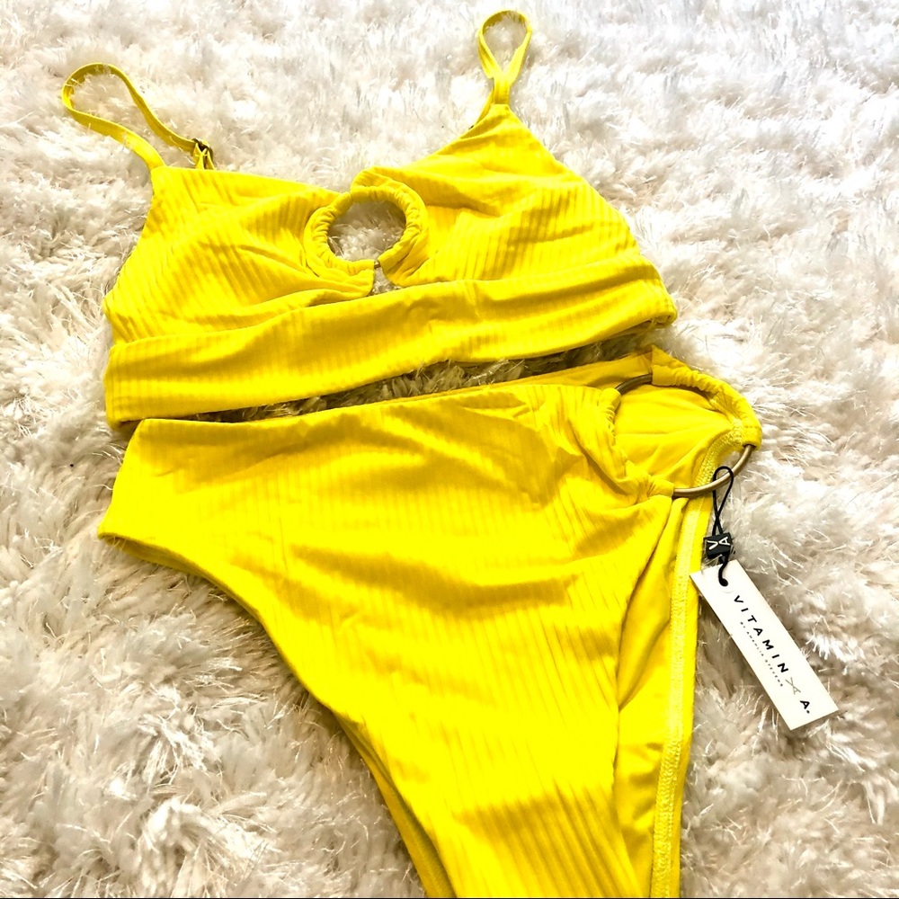 NWT- Vitamin A Kara Top & Lolita Bottom - Picture 8 of 12